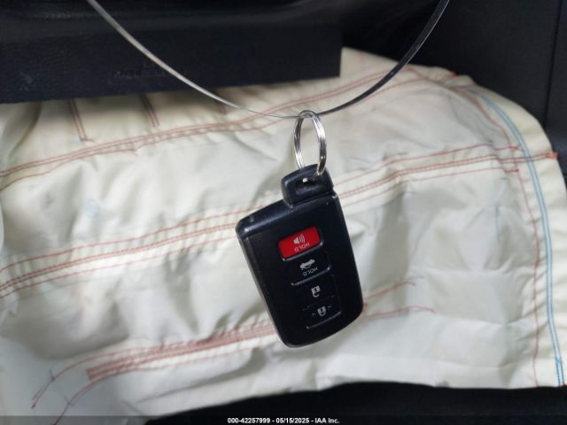 2T1BURHEXHC838880 Toyota Corolla Xse