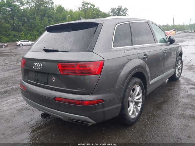 WA1AHAF75KD030236 Audi Q7 45 Premium/45 Se Premium