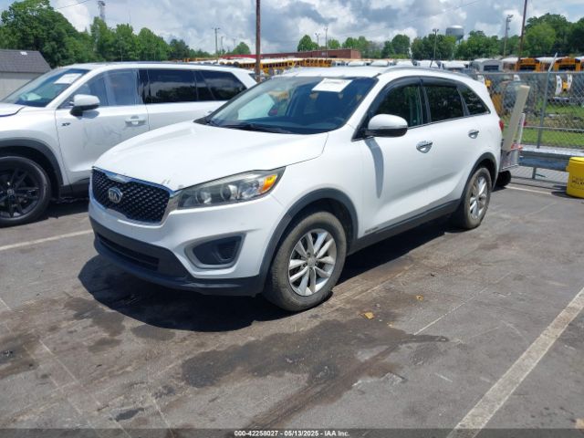 5XYPGDA55GG138083 KIA Sorento 3.3l Lx