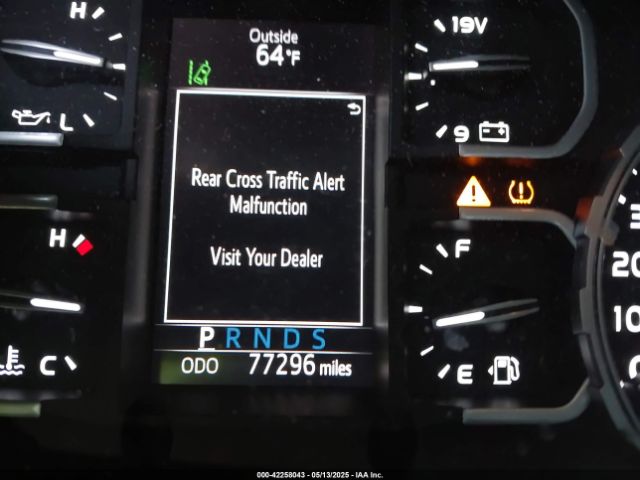 5TFGY5F10JX235432 Toyota Tundra Platinum 5.7l V8