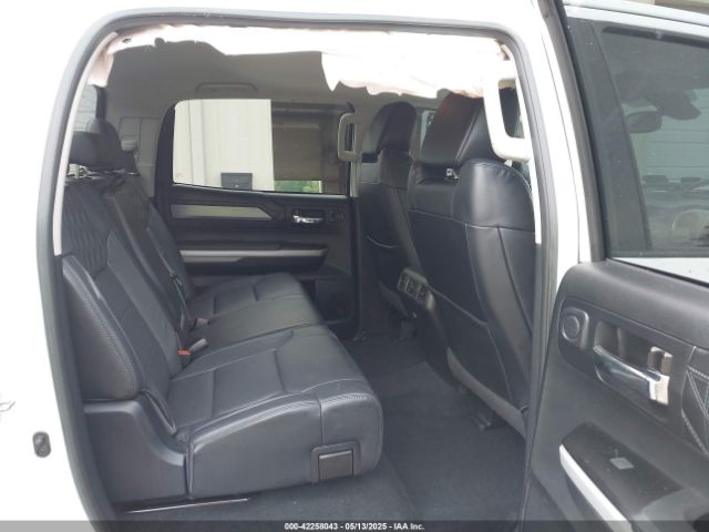 5TFGY5F10JX235432 Toyota Tundra Platinum 5.7l V8