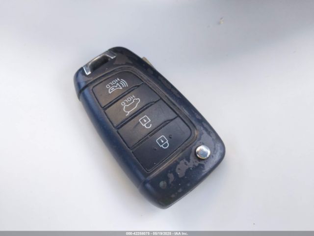 KM8K1CAAXKU297932 Hyundai Kona Se