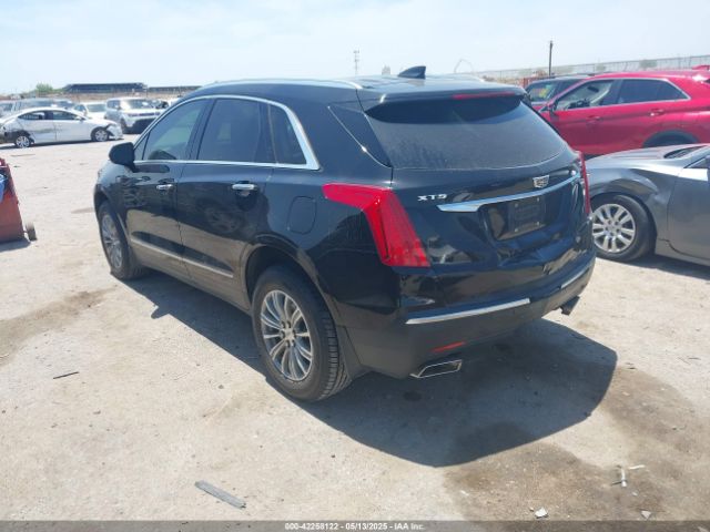 2019 CADILLAC XT5 1GYKNCRS7KZ119625 Photo 2