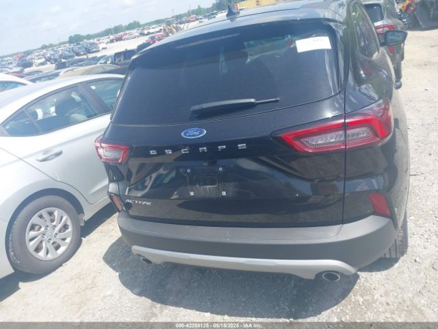 1FMCU0GN5SUA63430 Ford Escape Active