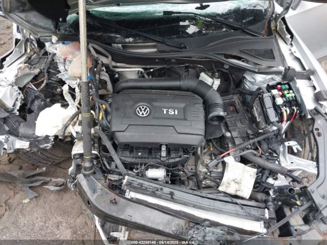 1VWAT7A34HC043468 Volkswagen Passat 1.8t S