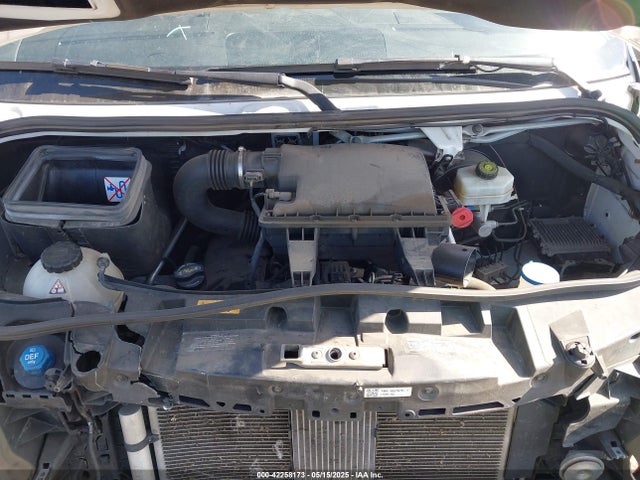 WD4PF1CD0KP181800 Mercedes-Benz om 642 with brake assist
