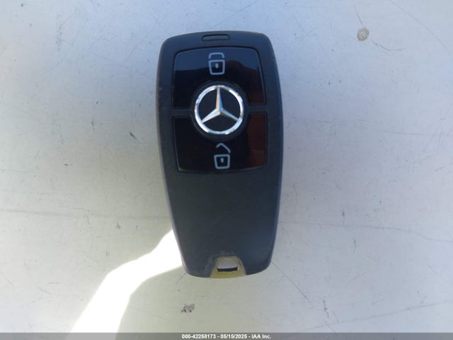 WD4PF1CD0KP181800 Mercedes-Benz om 642 with brake assist