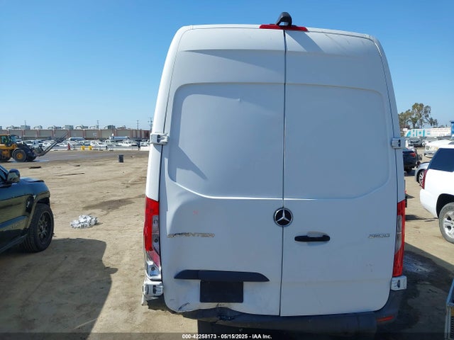 WD4PF1CD0KP181800 Mercedes-Benz om 642 with brake assist