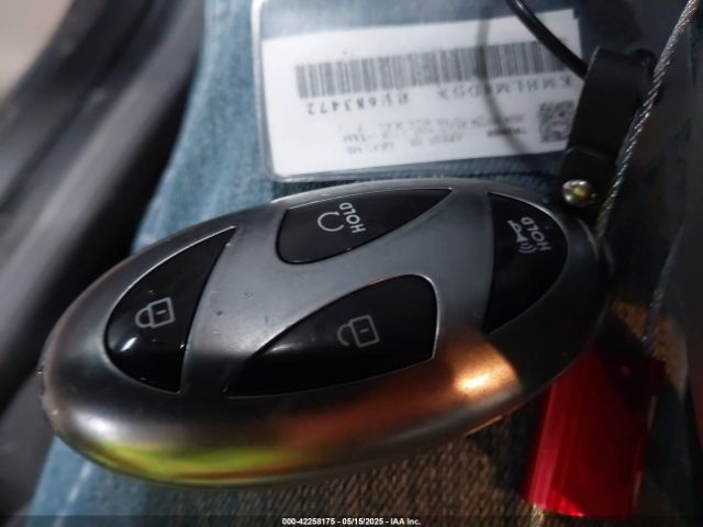 KMHLM4DGXRU683472 Hyundai ELANTRA SEL