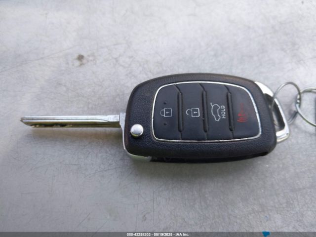 5NPE24AF4FH028101 Hyundai SONATA SE