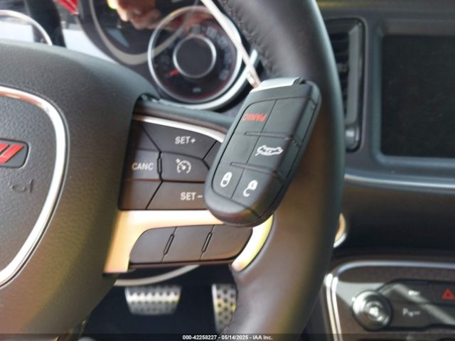 2C3CDZAG8GH201849 Dodge Challenger Sxt Plus