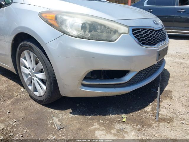 KNAFX4A66E5054684 KIA FORTE LX
