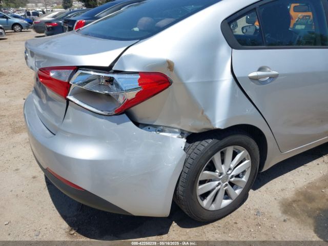 KNAFX4A66E5054684 KIA FORTE LX