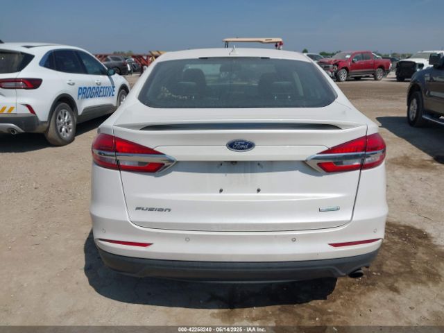 3FA6P0HDXKR282850 Ford FUSION SE