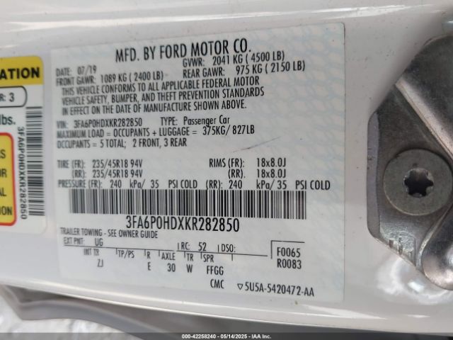 3FA6P0HDXKR282850 Ford FUSION SE