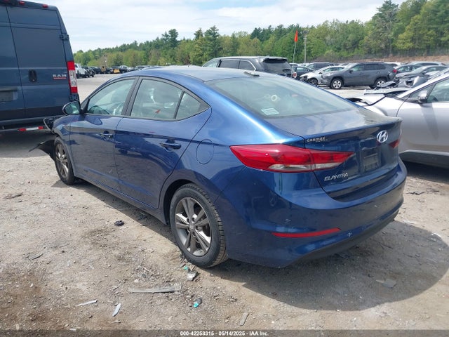 5NPD84LF9HH060620 Hyundai 2017