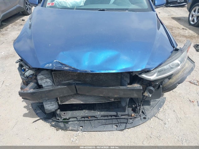 5NPD84LF9HH060620 Hyundai 2017