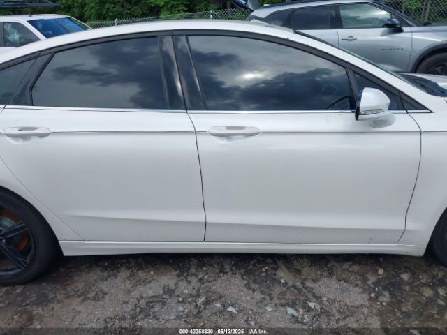 3FA6P0H71GR109137 Ford FUSION SE