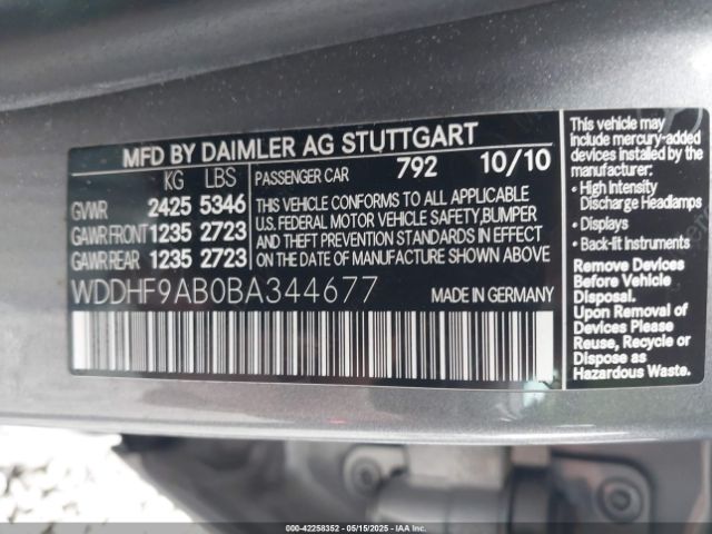 2011 MERCEDES-BENZ E 550 WDDHF9AB0BA344677 Photo 8
