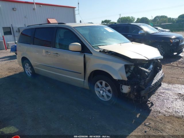 2010 CHRYSLER TOWN & COUNTRY 2A4RR5D10AR460497 Photo 0