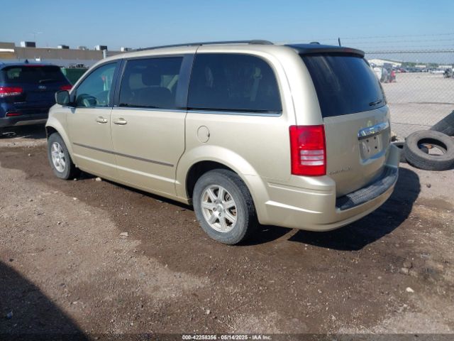 2010 CHRYSLER TOWN & COUNTRY 2A4RR5D10AR460497 Photo 2