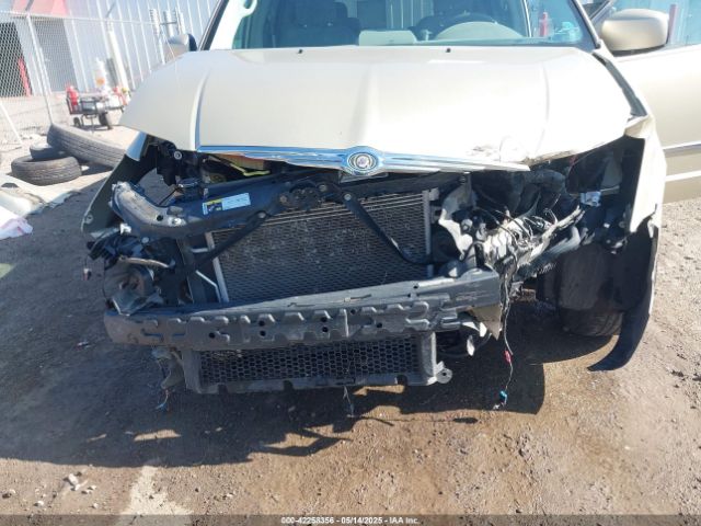 2010 CHRYSLER TOWN & COUNTRY 2A4RR5D10AR460497 Photo 5