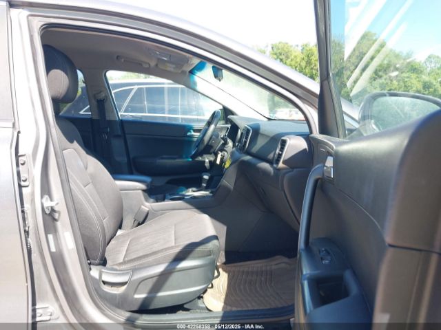KNDPMCAC6K7551931 KIA Sportage Lx