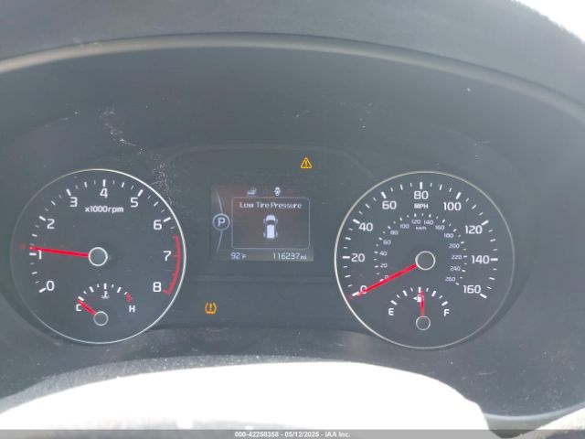 KNDPMCAC6K7551931 KIA Sportage Lx