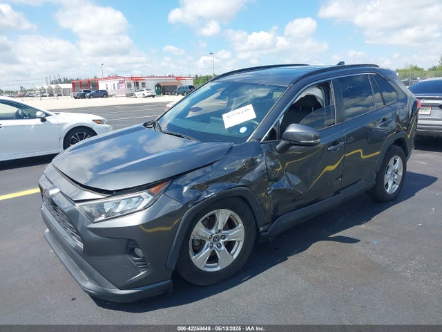 Toyota Rav4 Xle 2019 2T3W1RFV7KC023595 Image 2