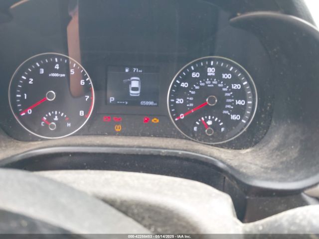 3KPF24AD8ME266540 KIA Forte Lxs