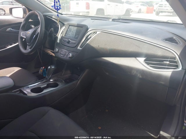 1G1ZB5ST0HF256632 Chevrolet MALIBU LS