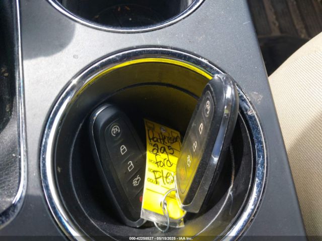 2FMGK5C89FBA20824 Ford FLEX SEL