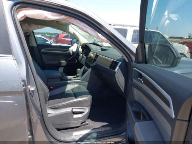 2022 VOLKSWAGEN ATLAS 1V2JR2CA2NC539640 Photo 4