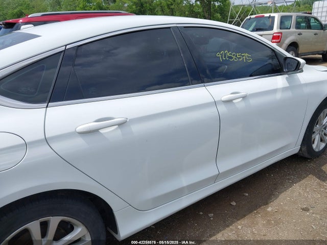 Chrysler 200 Limited 2015 1C3CCCAB1FN559353 Image 14