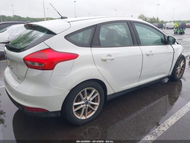 1FADP3K29GL354594 Ford FOCUS SE