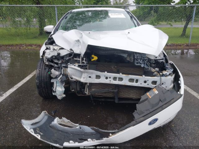 1FADP3K29GL354594 Ford FOCUS SE