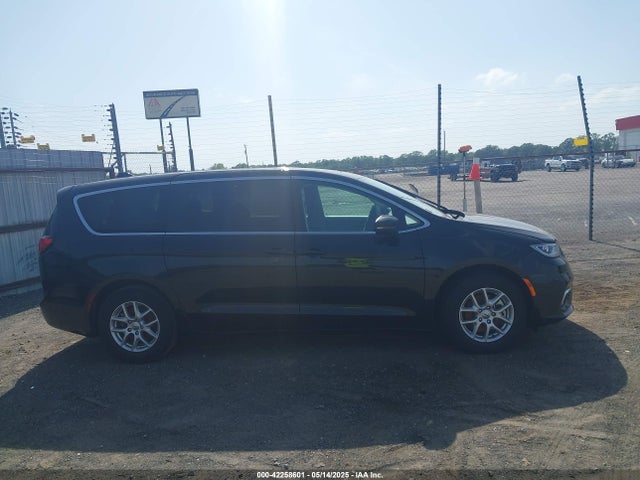 2C4RC1BGXPR590965 Chrysler Pacifica Touring L