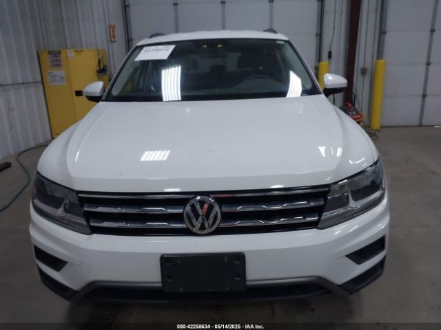 3VV2B7AX5MM142338 Volkswagen Tiguan 2.0t Se/2.0t Se R-line Black/2.0t Sel