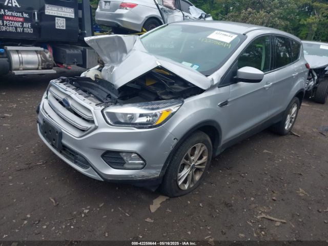 1FMCU9GD8KUA73154 Ford ESCAPE SE