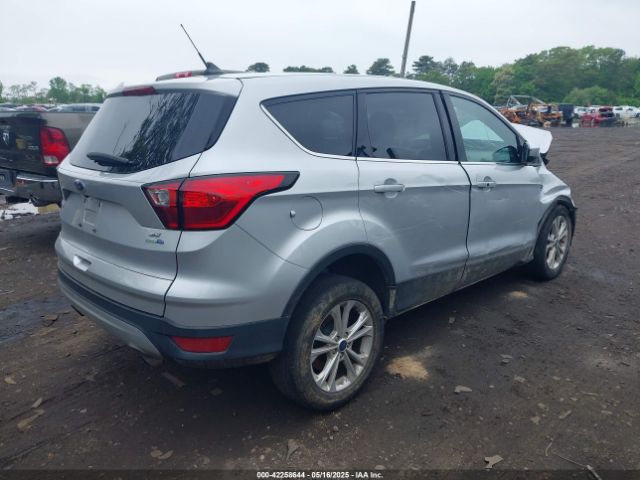 1FMCU9GD8KUA73154 Ford ESCAPE SE