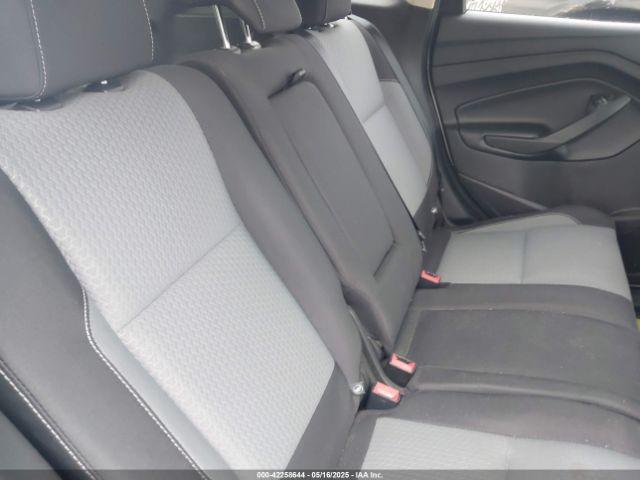 1FMCU9GD8KUA73154 Ford ESCAPE SE