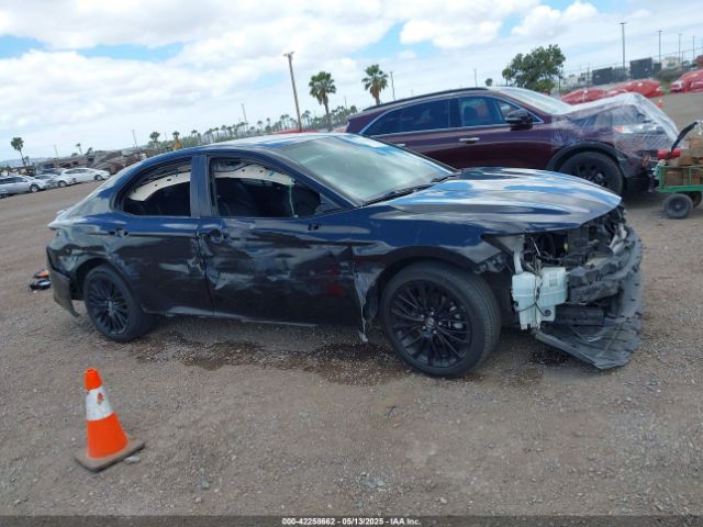 4T1G11AK8LU308527 Toyota Camry Se Nightshade Edition