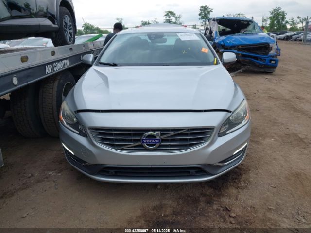LYV612TK9GB102295 Volvo S60 Inscription T5 Premier