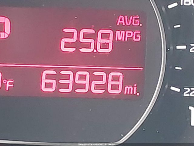KNDJX3A52F7160067 KIA Soul !