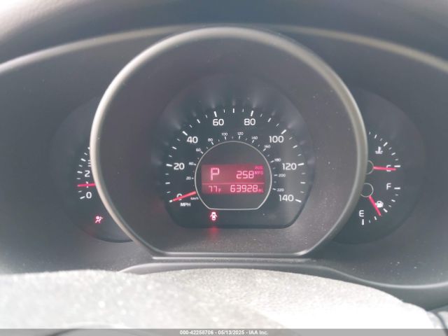 KNDJX3A52F7160067 KIA Soul !
