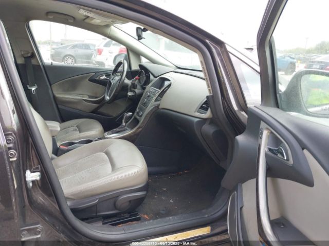1G4PP5SK0F4215297 Buick Verano