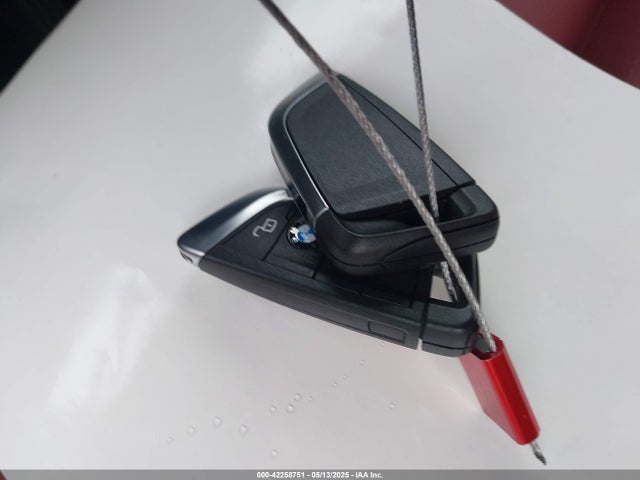 BMW 2024 2024 WBY83FB07RFT10939 Image 11