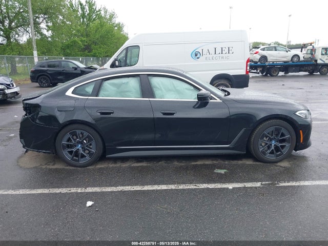 BMW 2024 2024 WBY83FB07RFT10939 Image 13