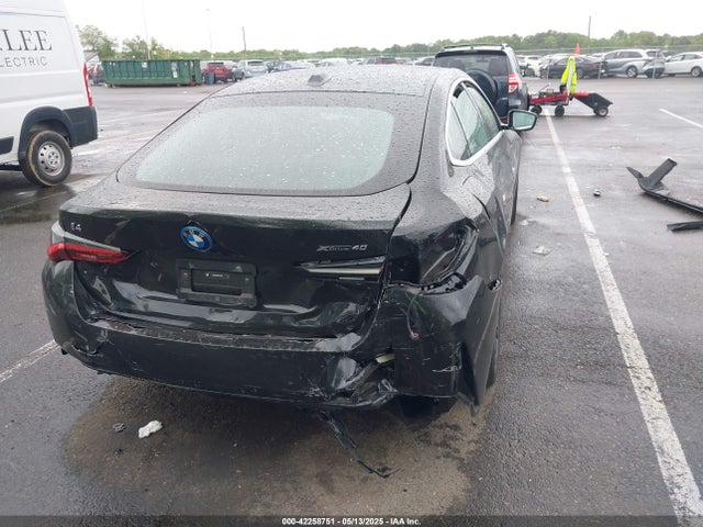 BMW 2024 2024 WBY83FB07RFT10939 Image 4