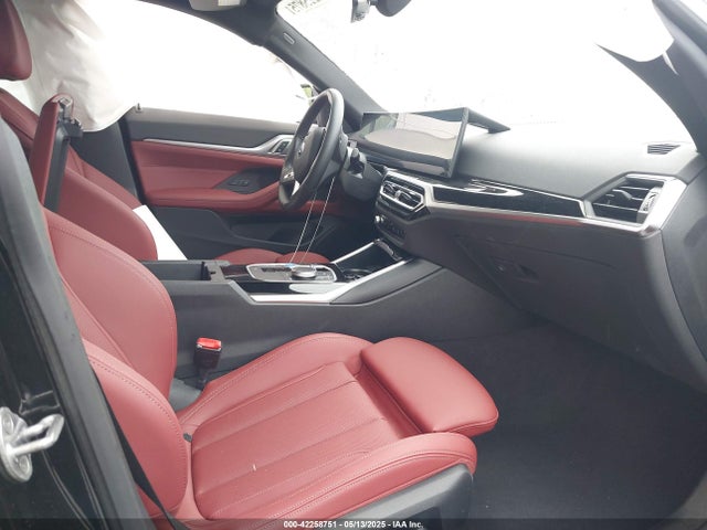 BMW 2024 2024 WBY83FB07RFT10939 Image 5